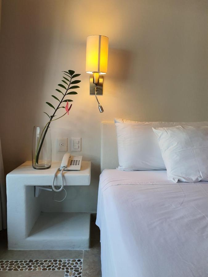 Lydmar Boutique Hotel Сиуатанехо Экстерьер фото